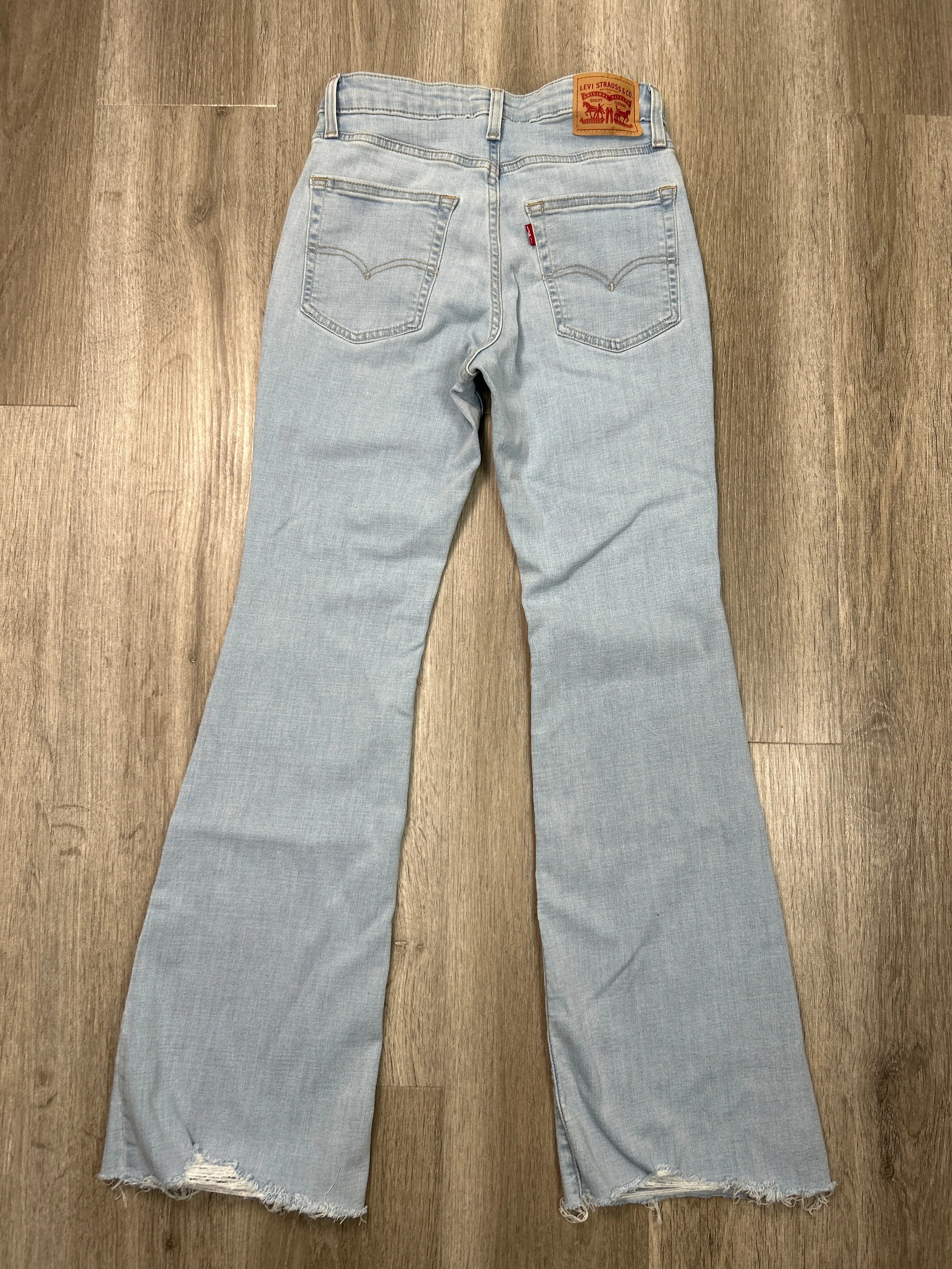 Jeans Flared By Levis In Blue Denim, Size: 4